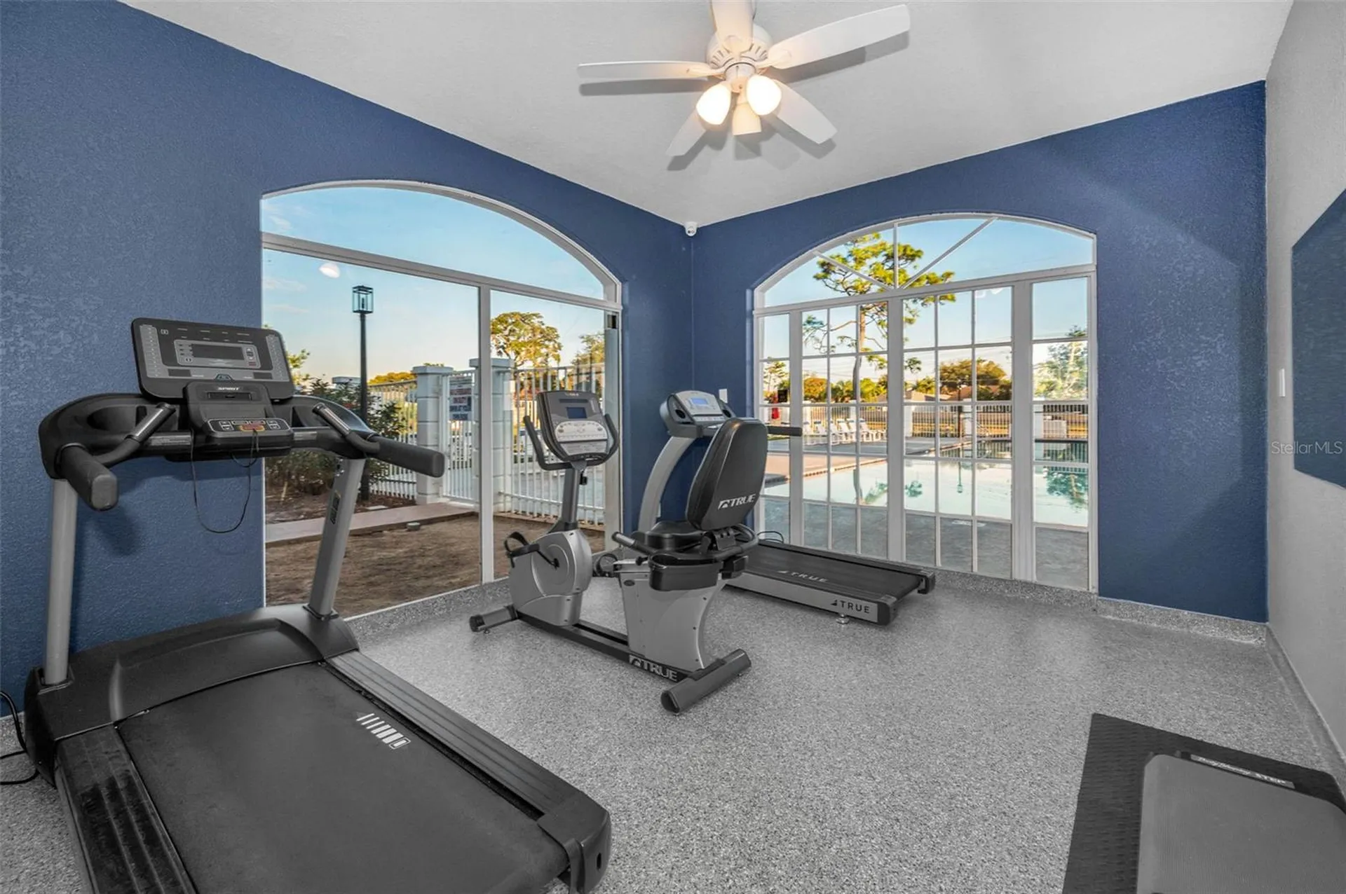 8319 Coral Creek Loop Hudson FL 34667