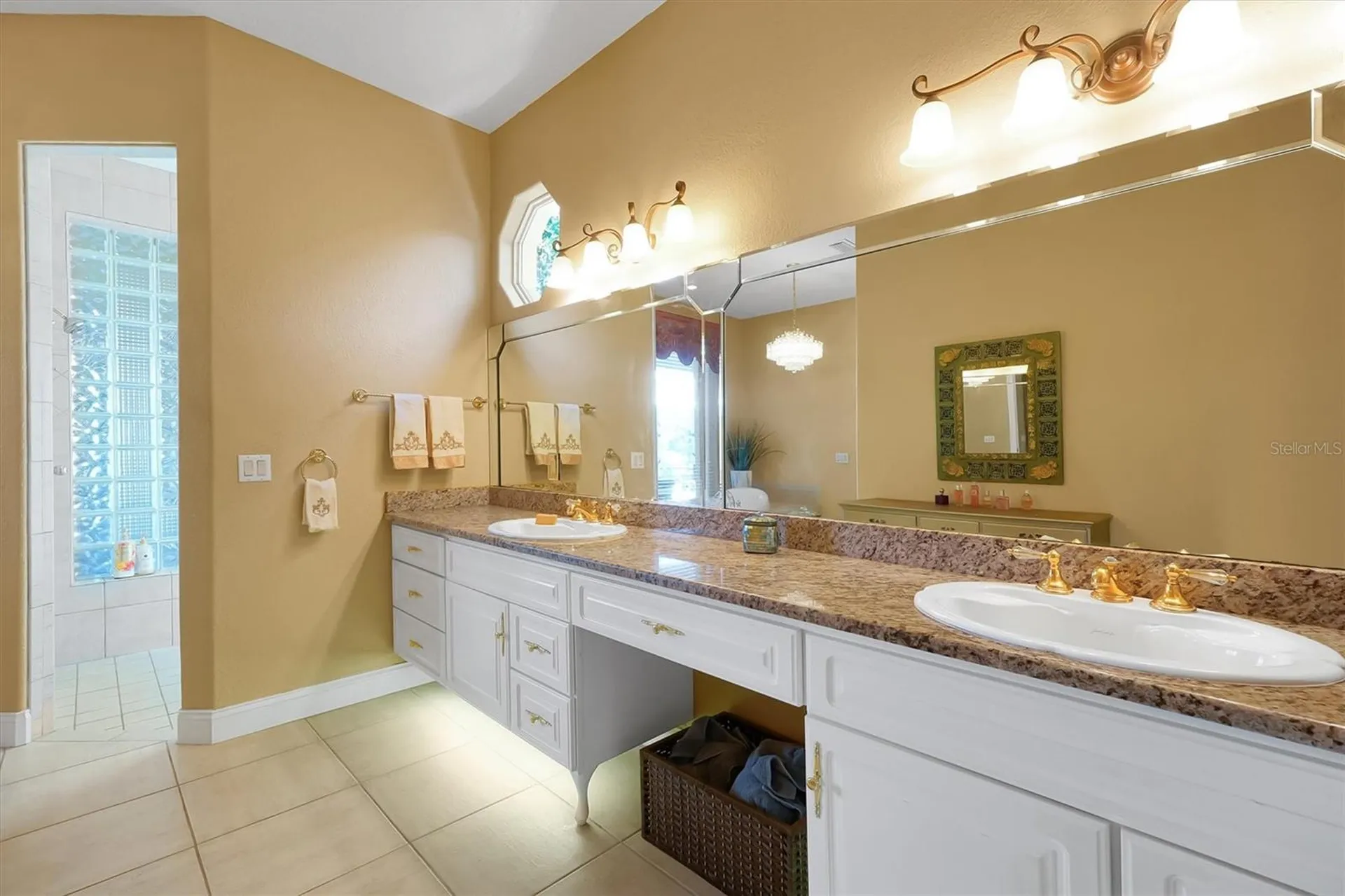 4209 Lake Lockhart Drive Orlando FL 32810