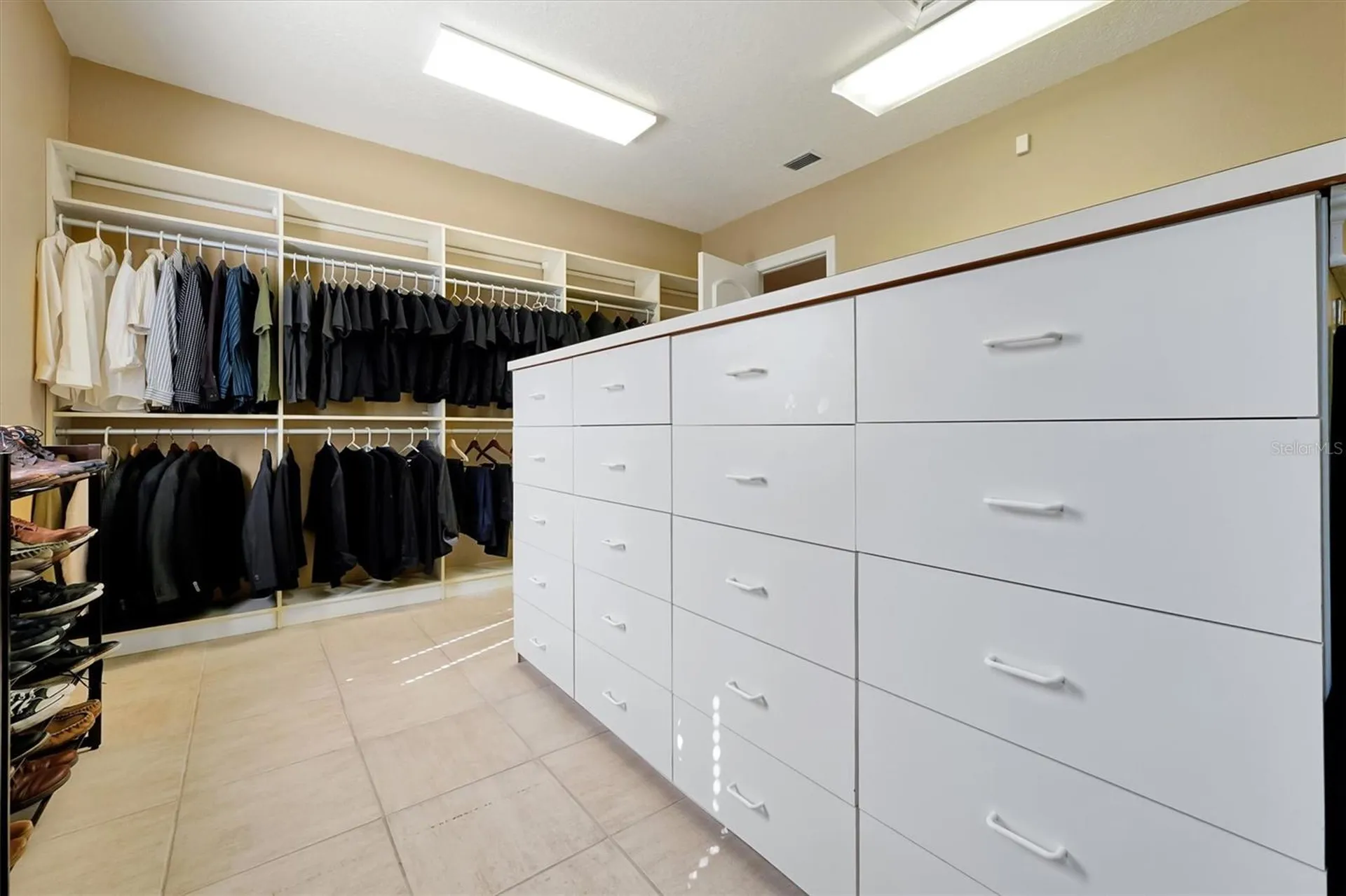 4209 Lake Lockhart Drive Orlando FL 32810