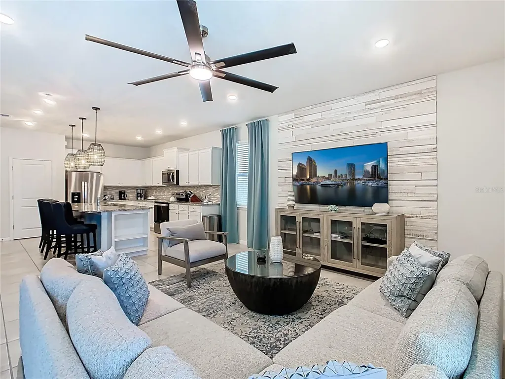 4125 Lana Avenue Davenport FL 33897