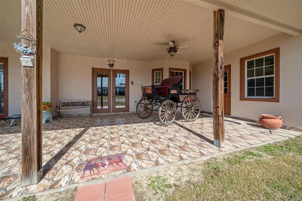 2198 W Highway 329 Citra FL 32113