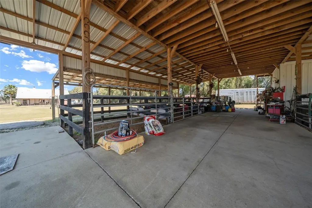 2198 W Highway 329 Citra FL 32113