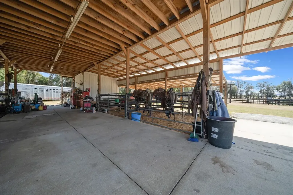 2198 W Highway 329 Citra FL 32113