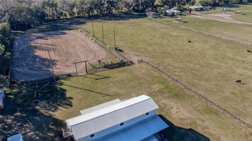 2198 W Highway 329 Citra FL 32113