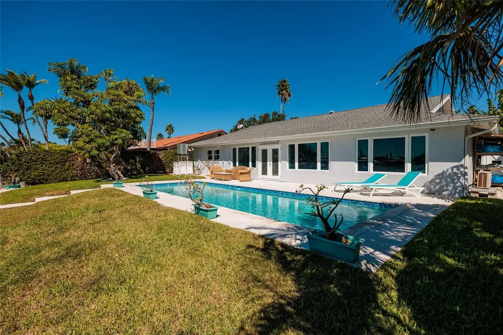 231 S Julia Circle St Pete Beach FL 33706