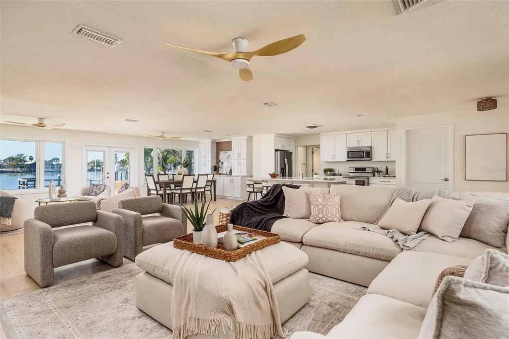 231 S Julia Circle St Pete Beach FL 33706