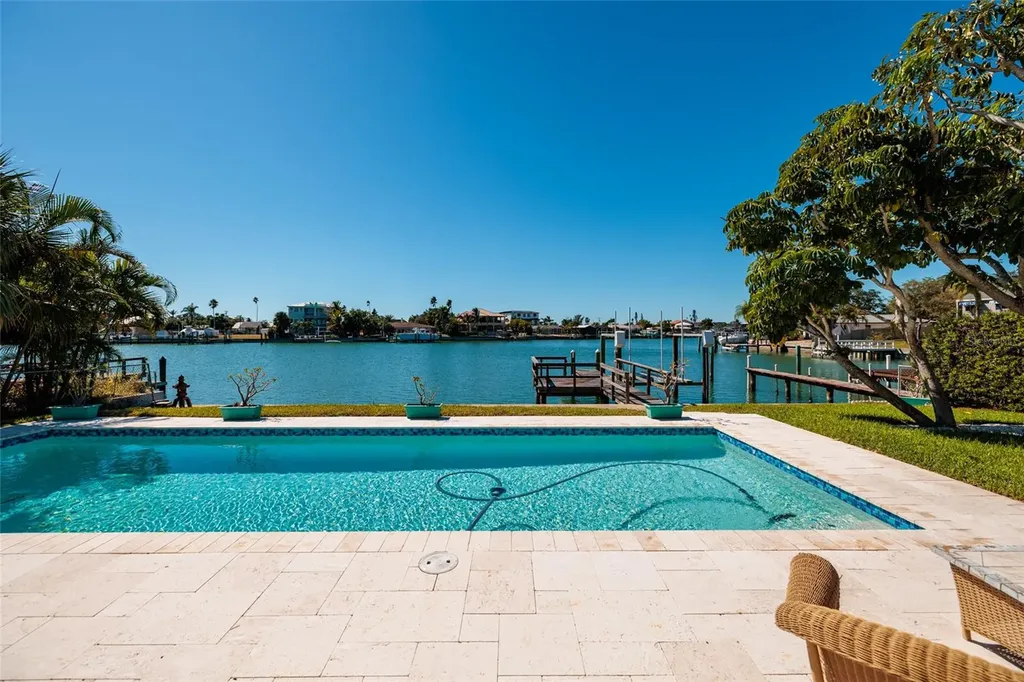 231 S Julia Circle St Pete Beach FL 33706