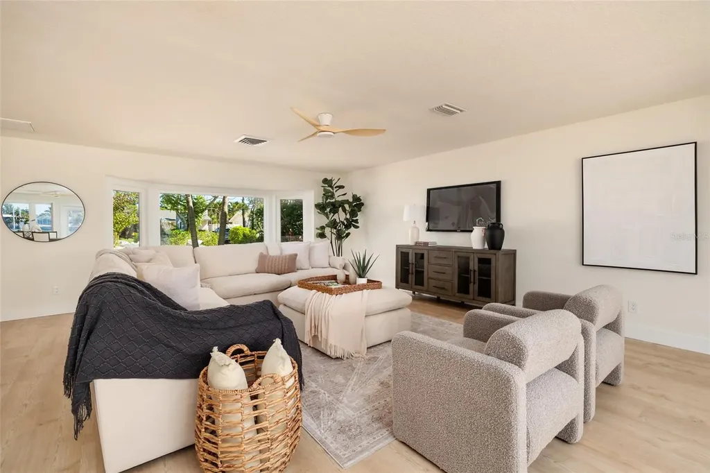 231 S Julia Circle St Pete Beach FL 33706