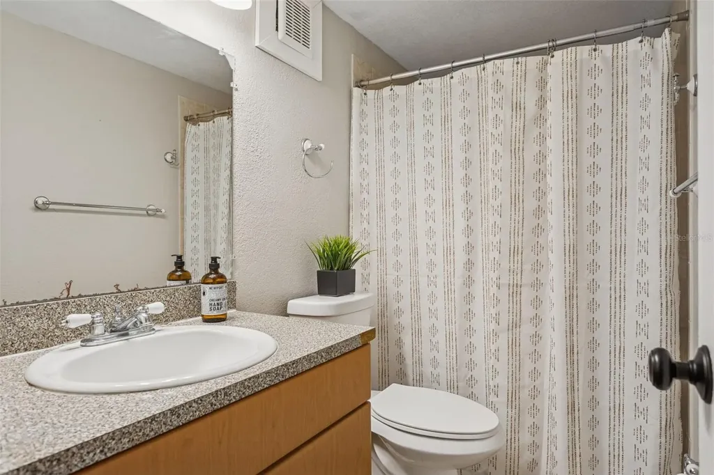 14421 Americana Circle Tampa FL 33613