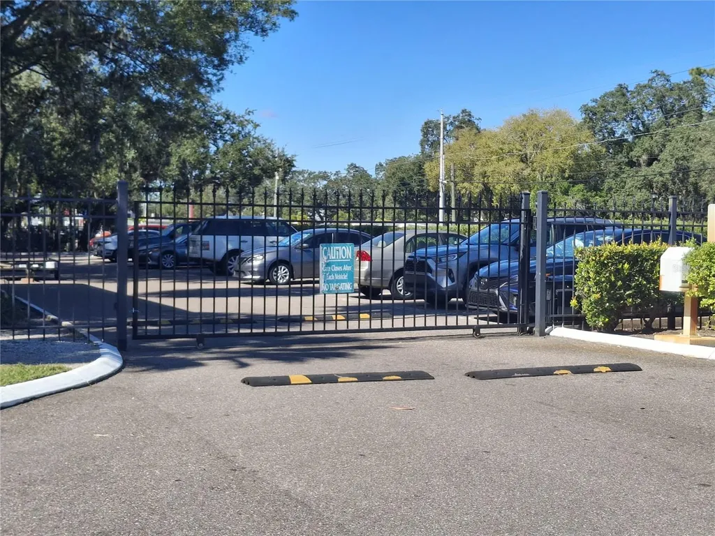 14421 Americana Circle Tampa FL 33613