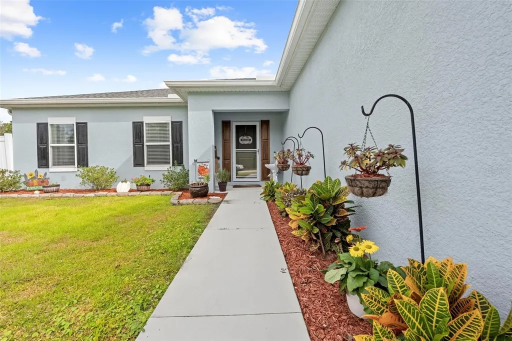 18062 Malibar Road Weeki Wachee FL 34614