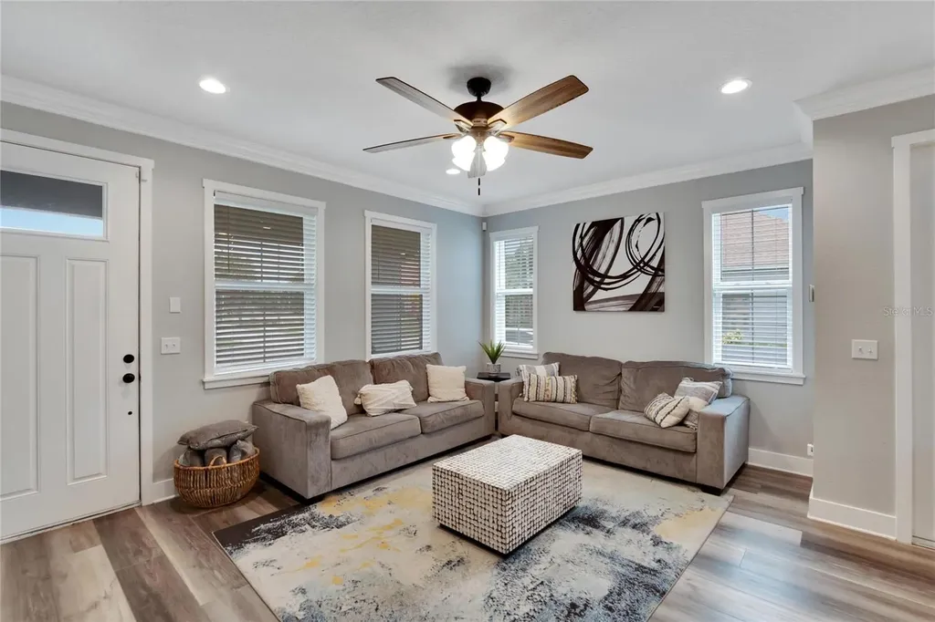 3002 E 38th Avenue Tampa FL 33610
