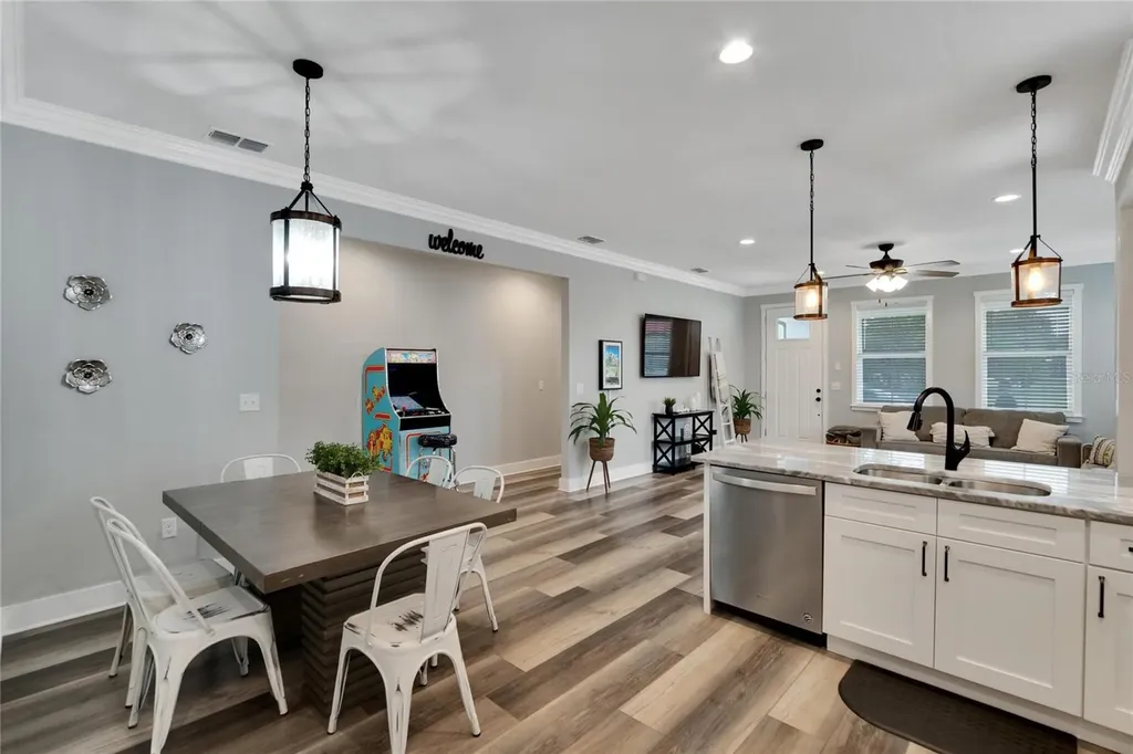 3002 E 38th Avenue Tampa FL 33610