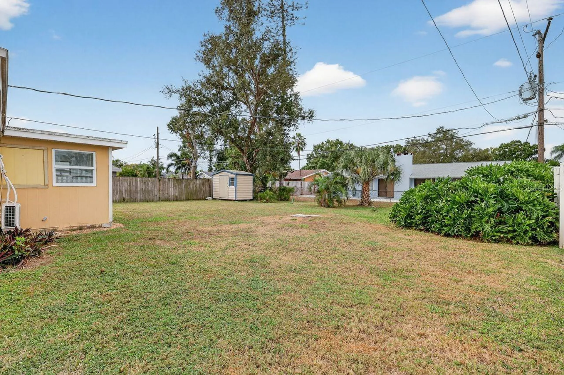 6320 Case Avenue Bradenton FL 34207