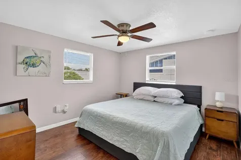 6320 Case Avenue Bradenton FL 34207