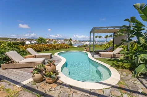 24-25 Harbour View Humacao PR 00791