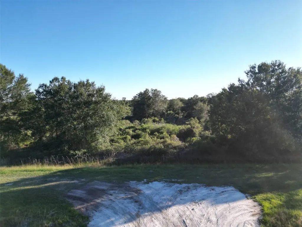 16536 NW 268th Street Okeechobee FL 34972