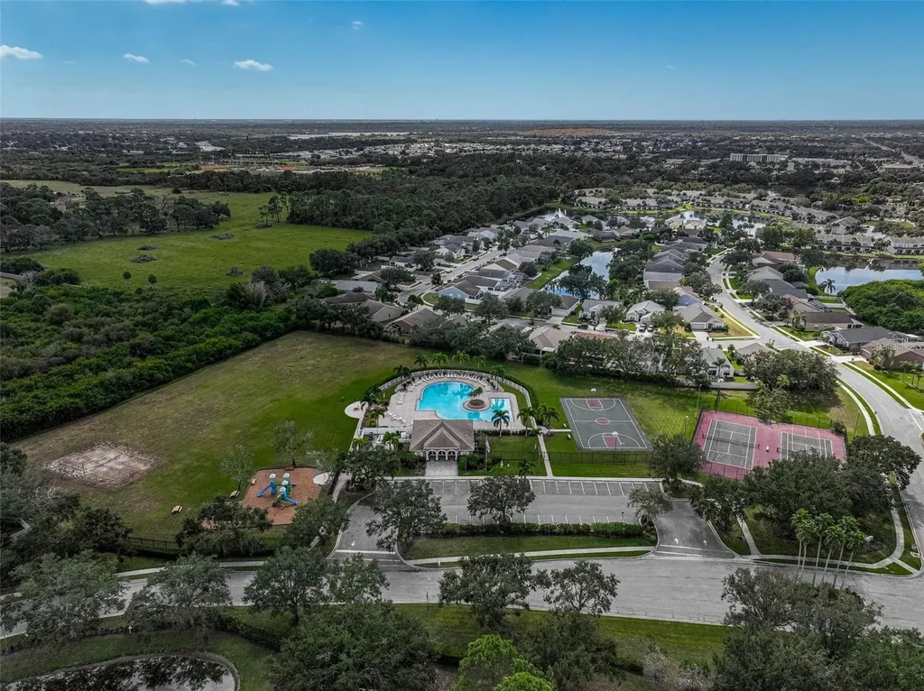 4640 Sanibel Way Bradenton FL 34203