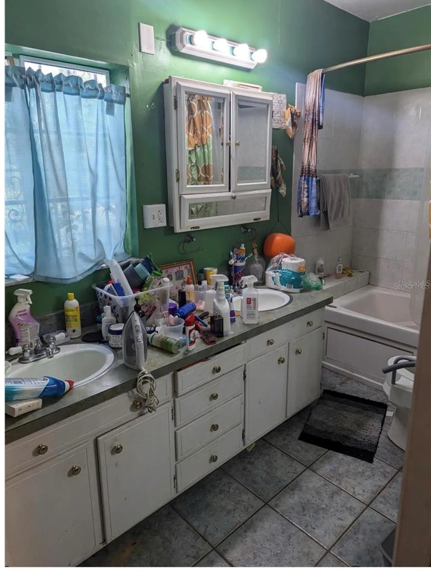 2415 E 21st Avenue Tampa FL 33605