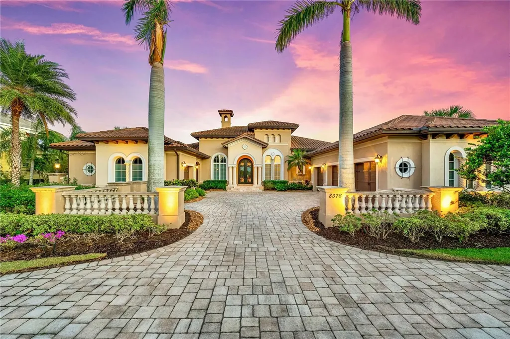 8376 Catamaran Circle Lakewood Ranch FL 34202