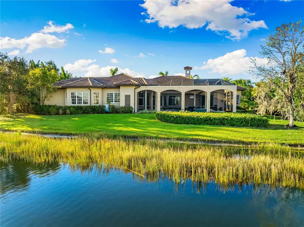 8376 Catamaran Circle Lakewood Ranch FL 34202