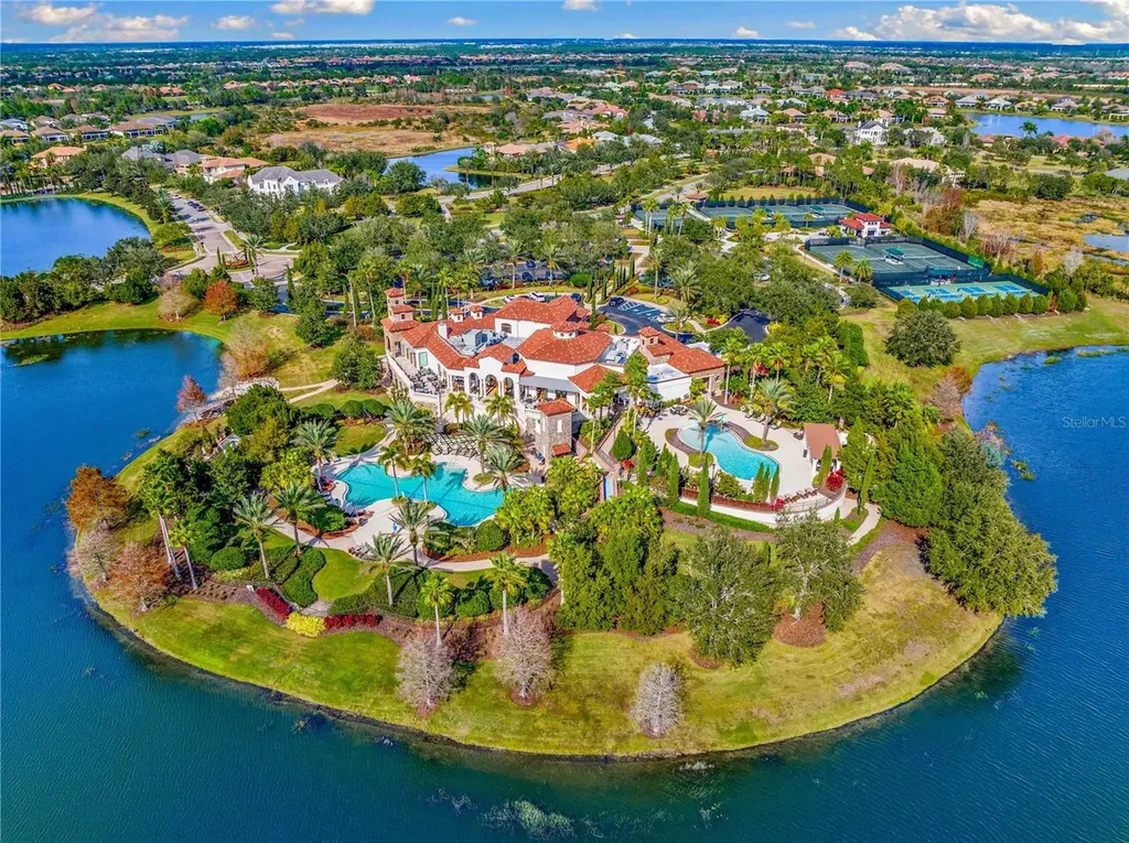 8376 Catamaran Circle Lakewood Ranch FL 34202