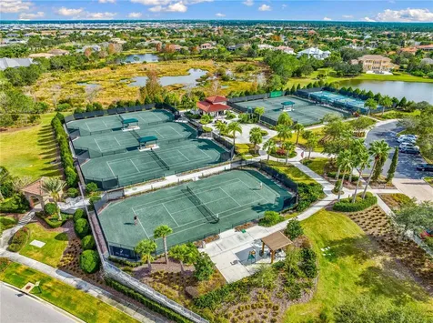 8376 Catamaran Circle Lakewood Ranch FL 34202
