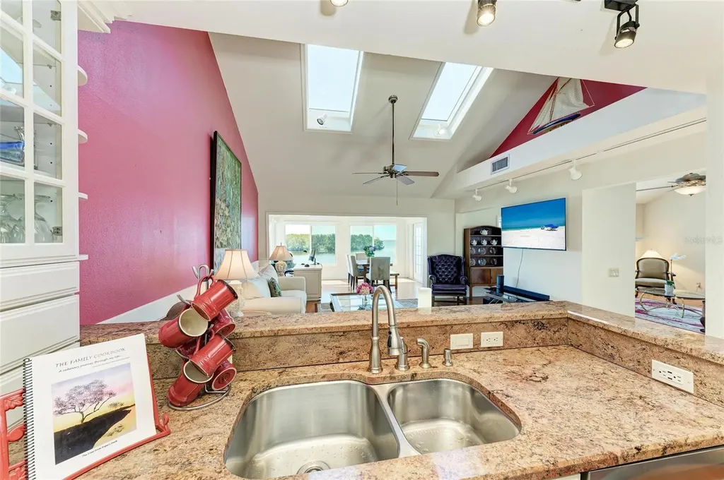 12 Tidy Island Boulevard Bradenton FL 34210