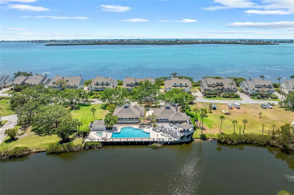 12 Tidy Island Boulevard Bradenton FL 34210