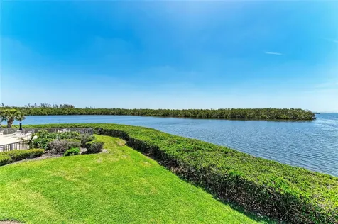 12 Tidy Island Boulevard Bradenton FL 34210