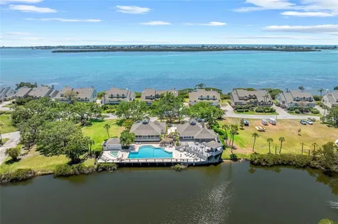 12 Tidy Island Boulevard Bradenton FL 34210