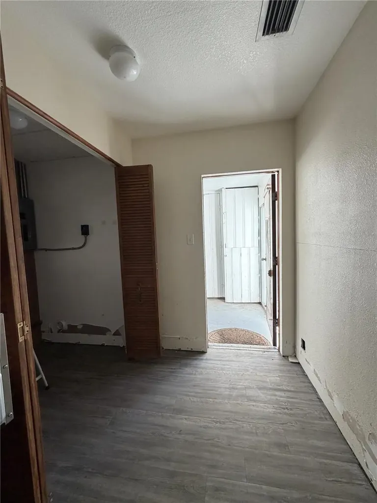 6131 Lafayette Street New Port Richey FL 34652