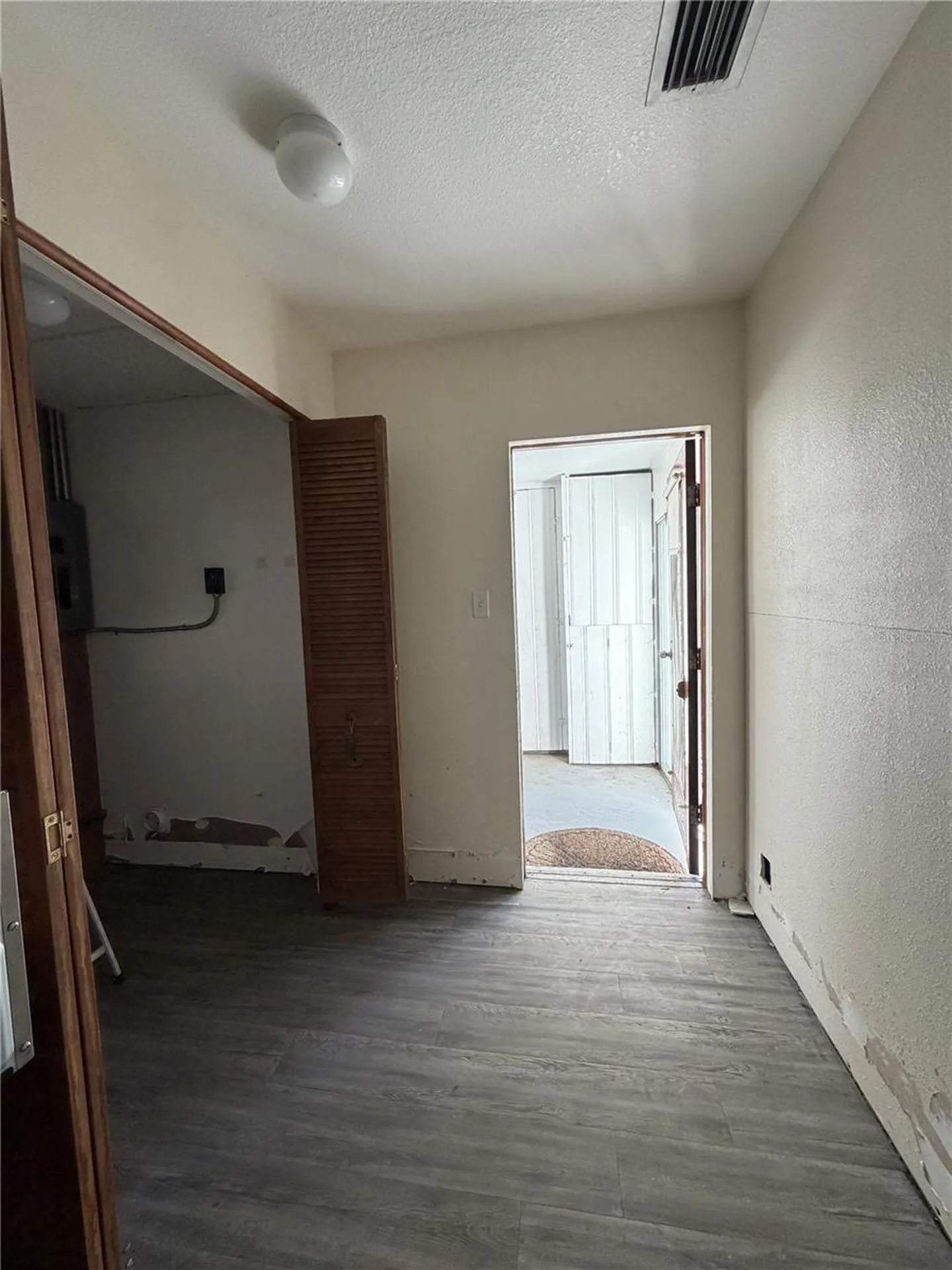 6131 Lafayette Street New Port Richey FL 34652