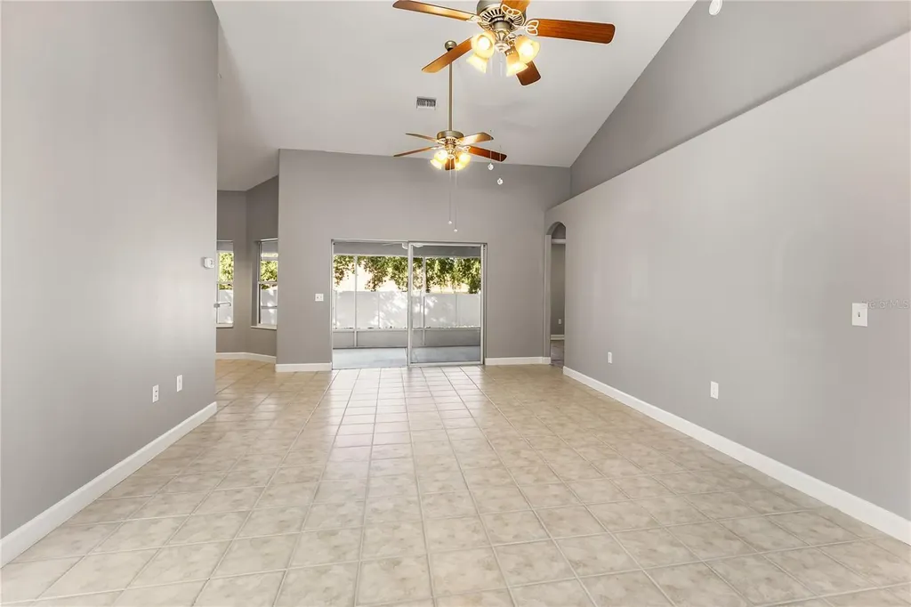 2026 Oakbend Drive Eustis FL 32726