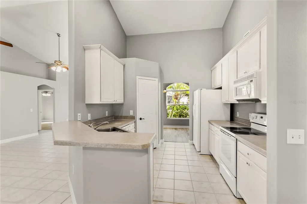 2026 Oakbend Drive Eustis FL 32726