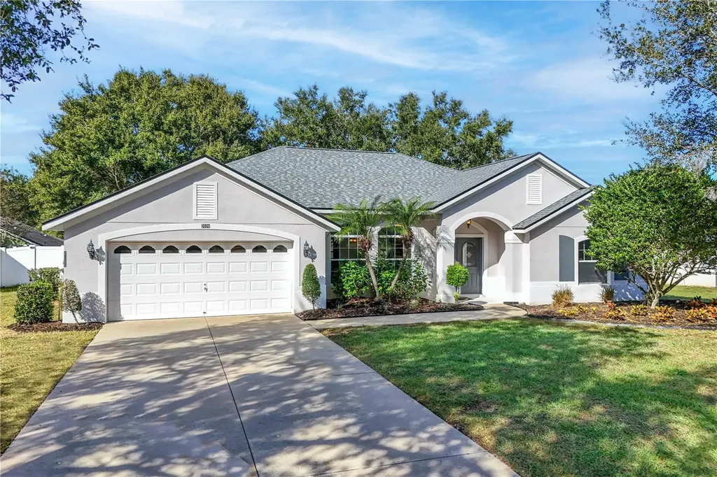 2026 Oakbend Drive Eustis FL 32726