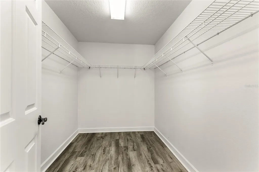 2026 Oakbend Drive Eustis FL 32726