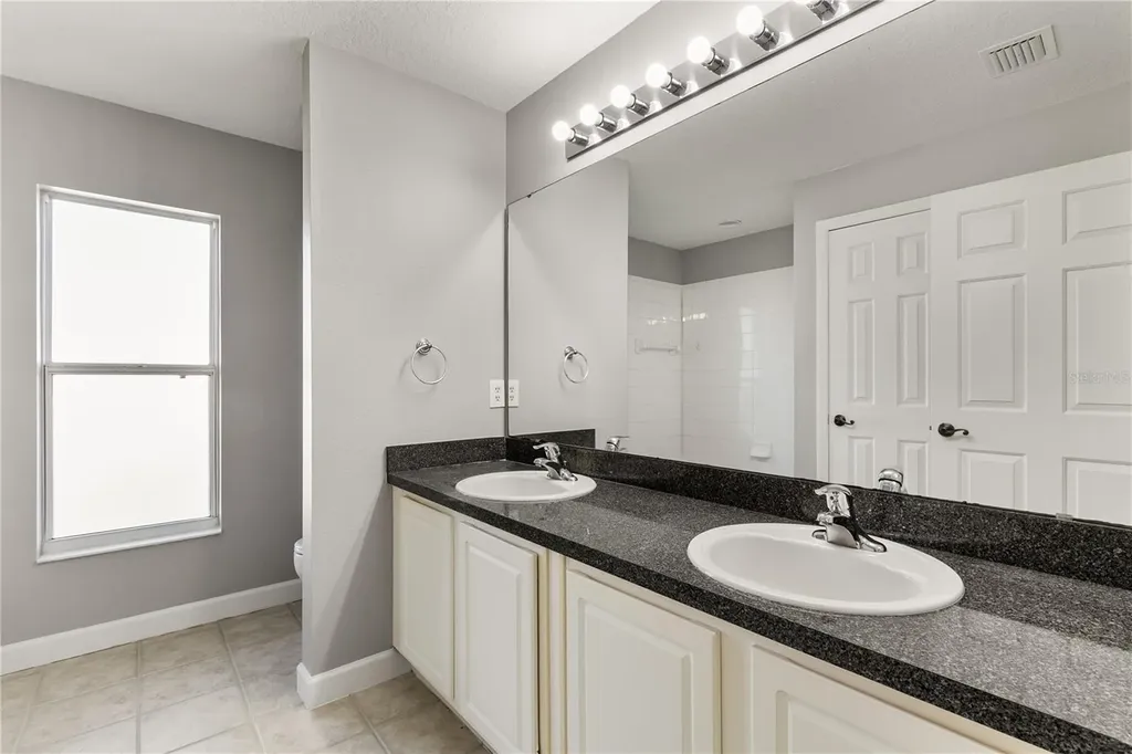 2026 Oakbend Drive Eustis FL 32726
