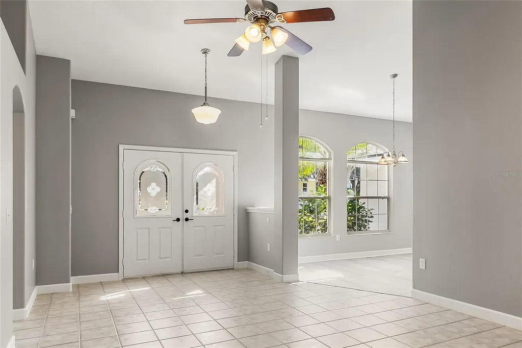2026 Oakbend Drive Eustis FL 32726