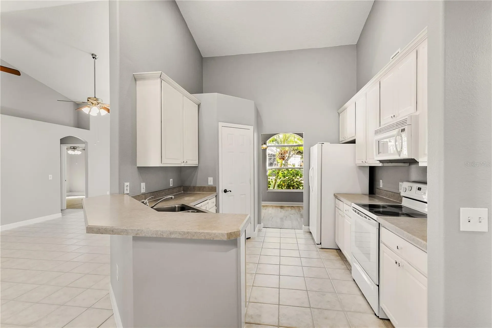 2026 Oakbend Drive Eustis FL 32726