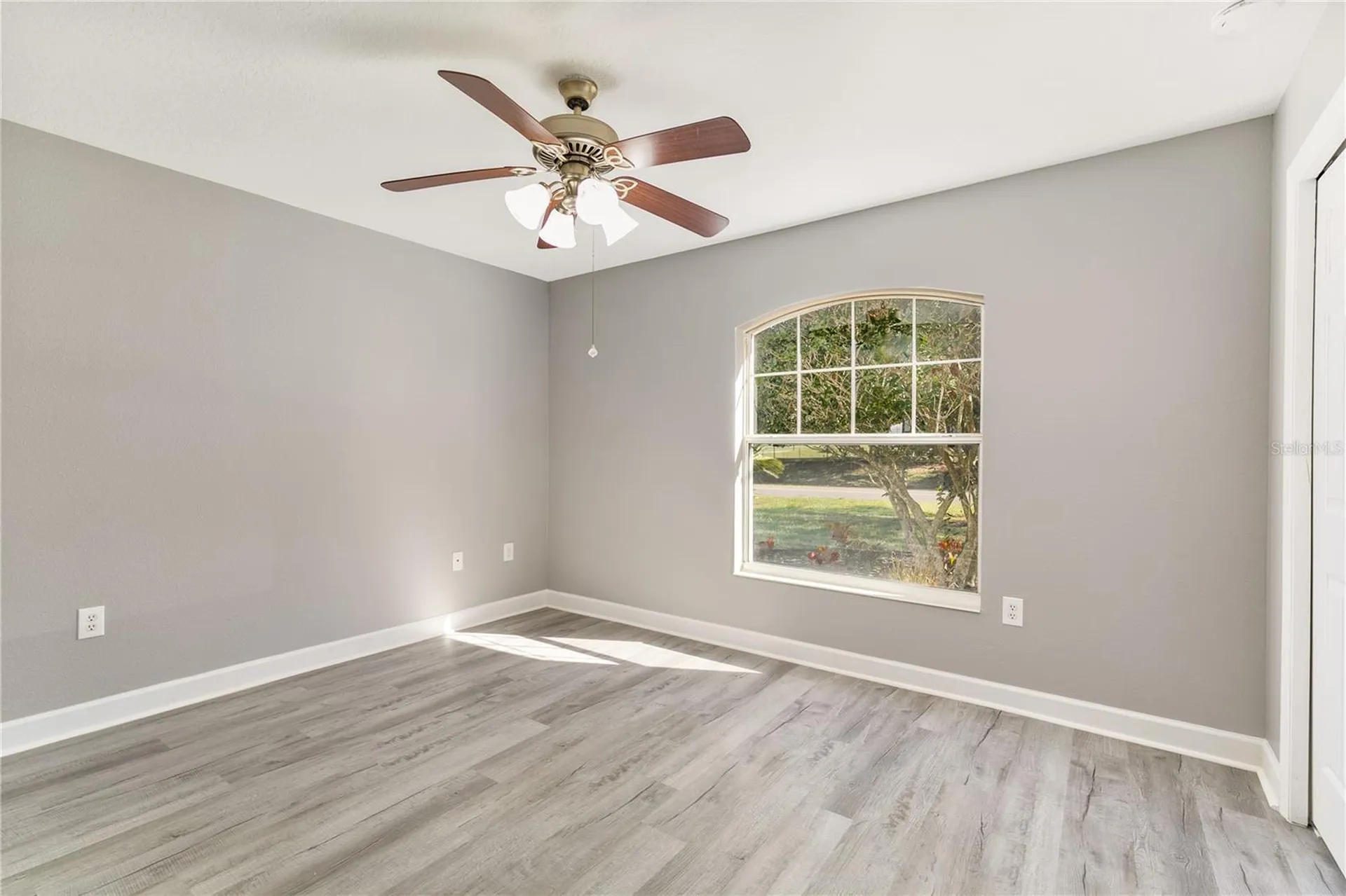 2026 Oakbend Drive Eustis FL 32726