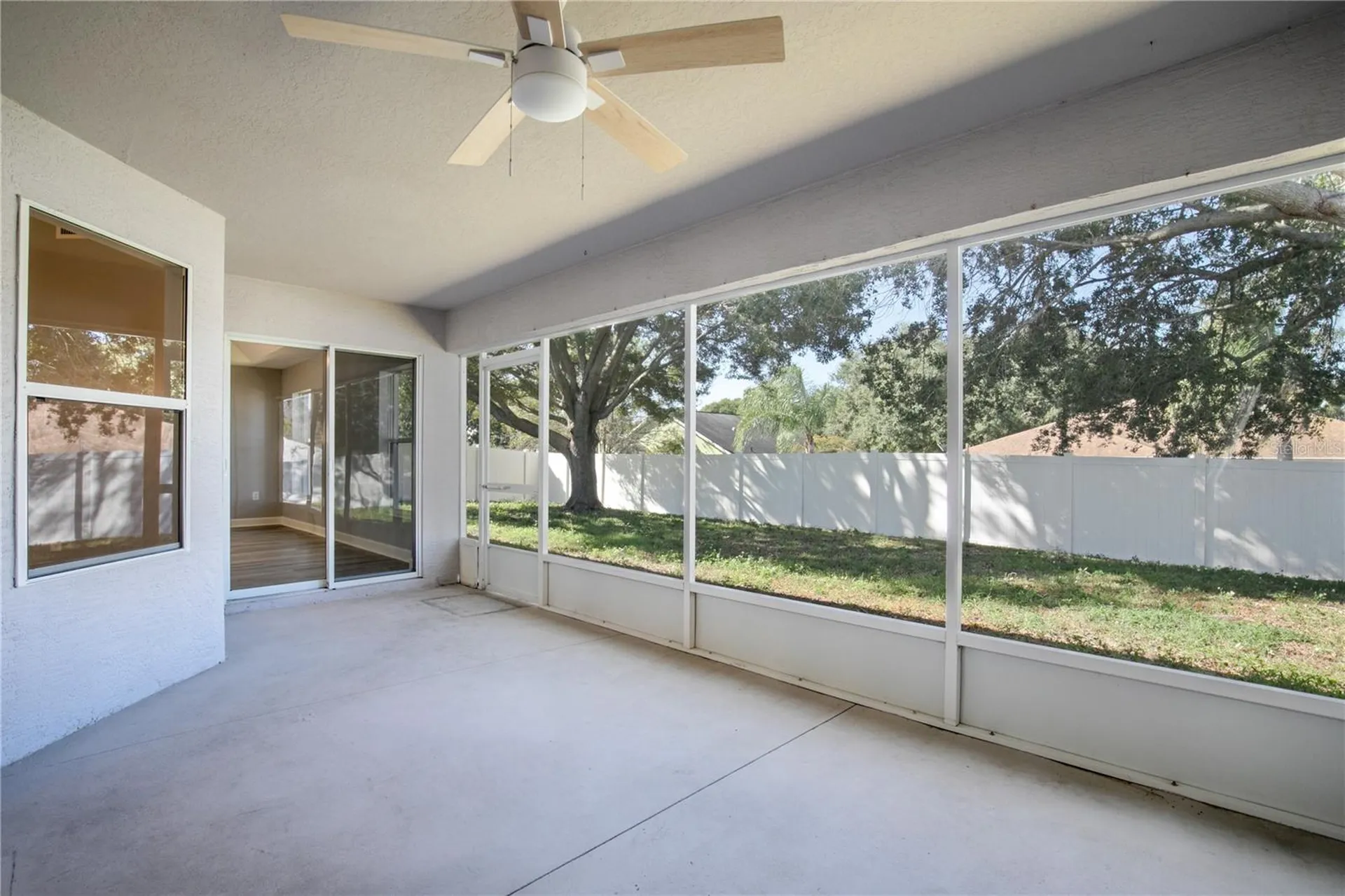 2026 Oakbend Drive Eustis FL 32726