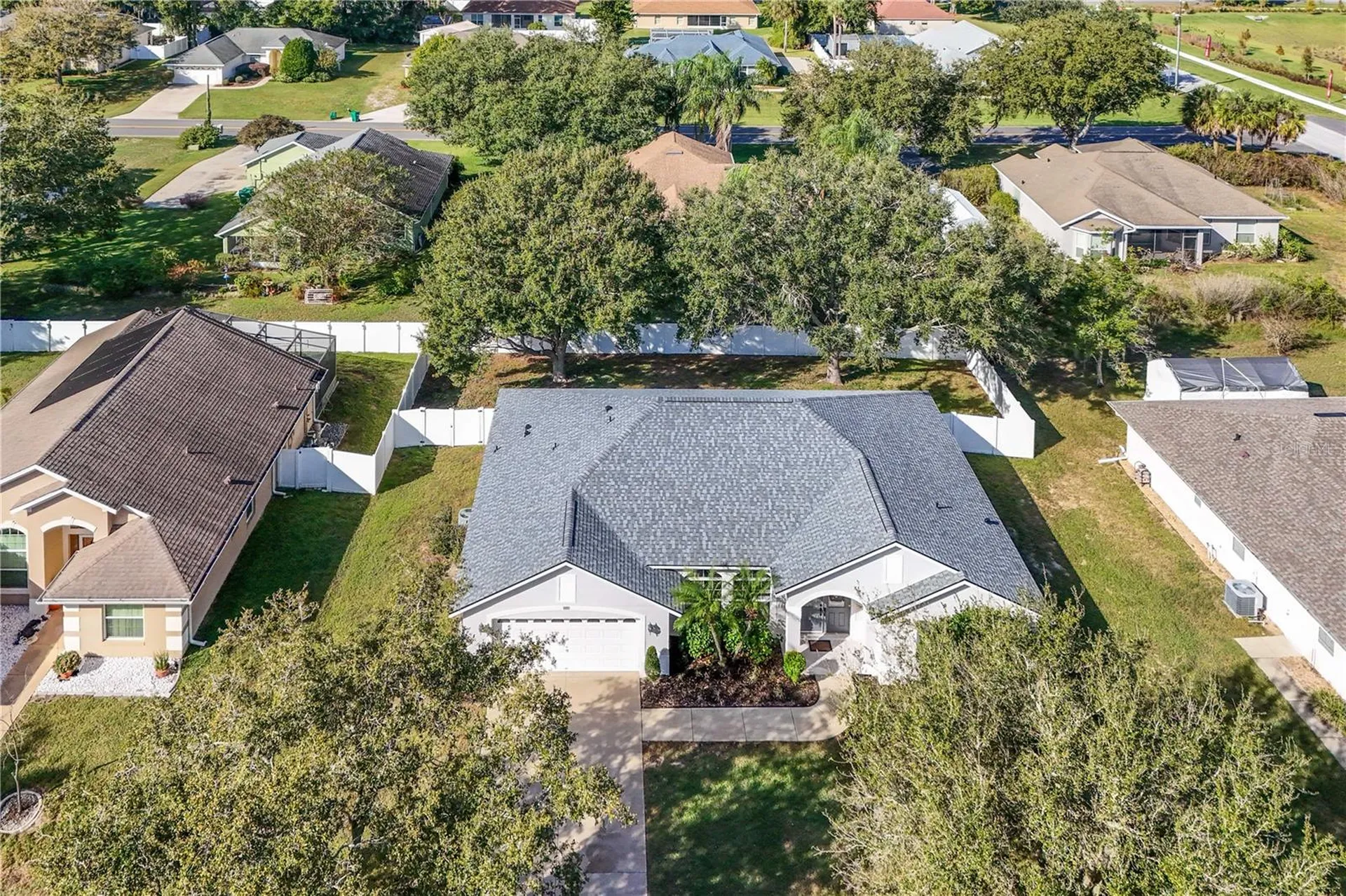 2026 Oakbend Drive Eustis FL 32726