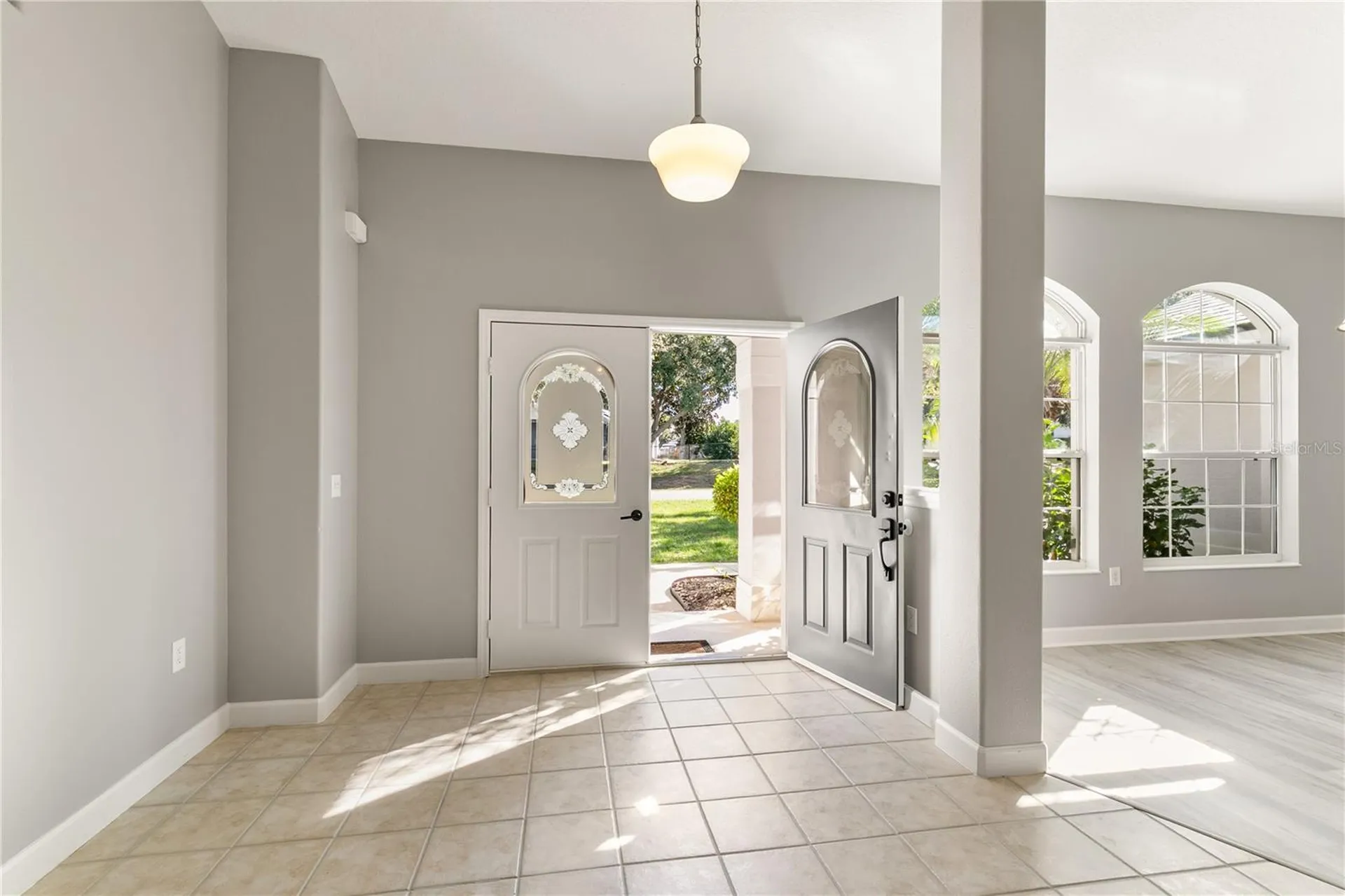 2026 Oakbend Drive Eustis FL 32726