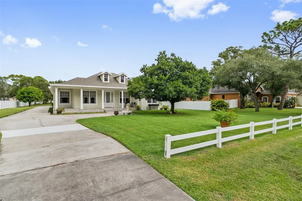 6425 98th Avenue N Pinellas Park FL 33782