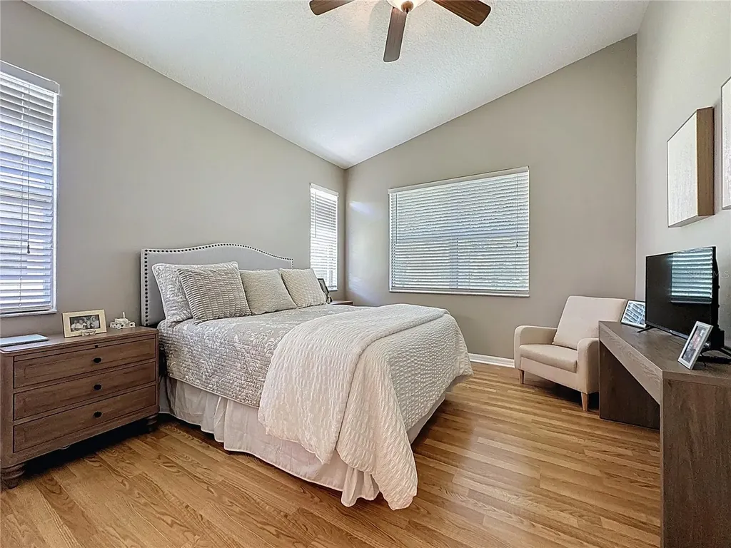 133 Crepe Myrtle Drive Groveland FL 34736