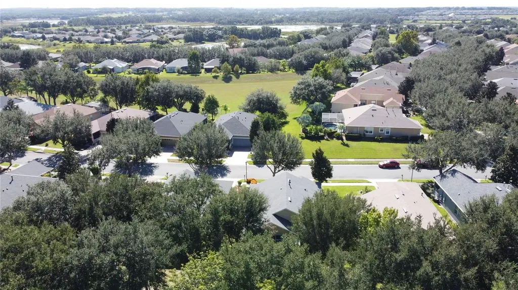 133 Crepe Myrtle Drive Groveland FL 34736