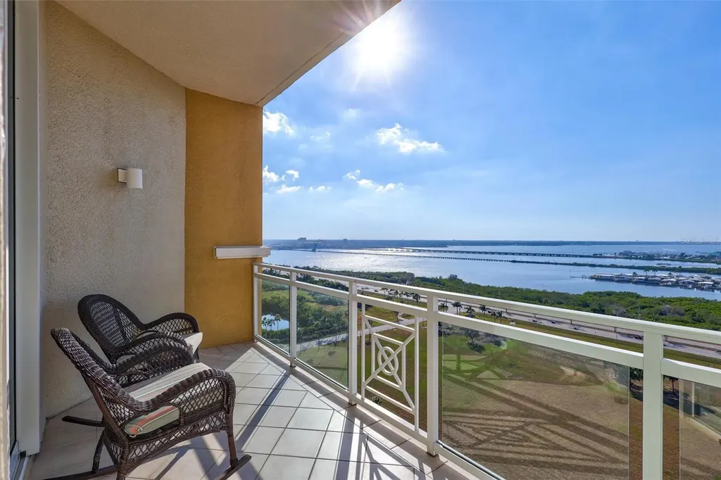 130 Riviera Dunes Way Palmetto FL 34221