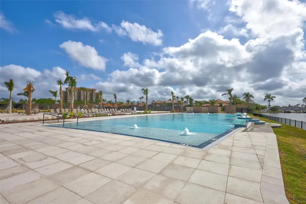130 Riviera Dunes Way Palmetto FL 34221