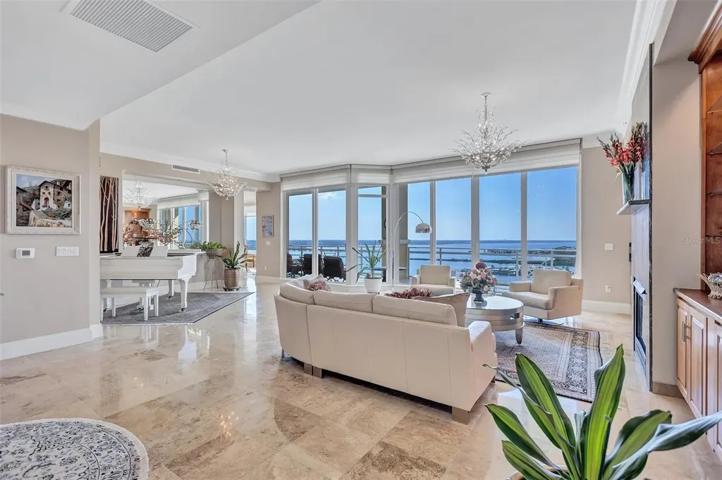 130 Riviera Dunes Way Palmetto FL 34221
